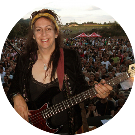 Bassist Jennifer Maidman