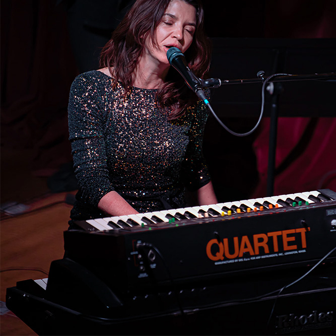 Photo by Neil Segal